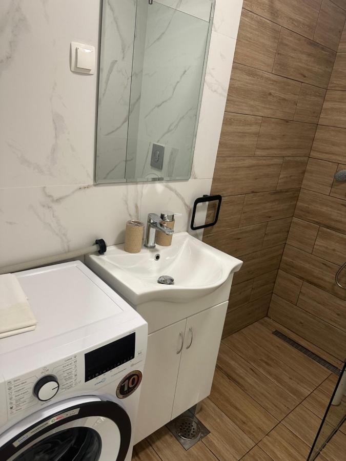 Luxury Apartments D&B Podgorica Eksteriør bilde