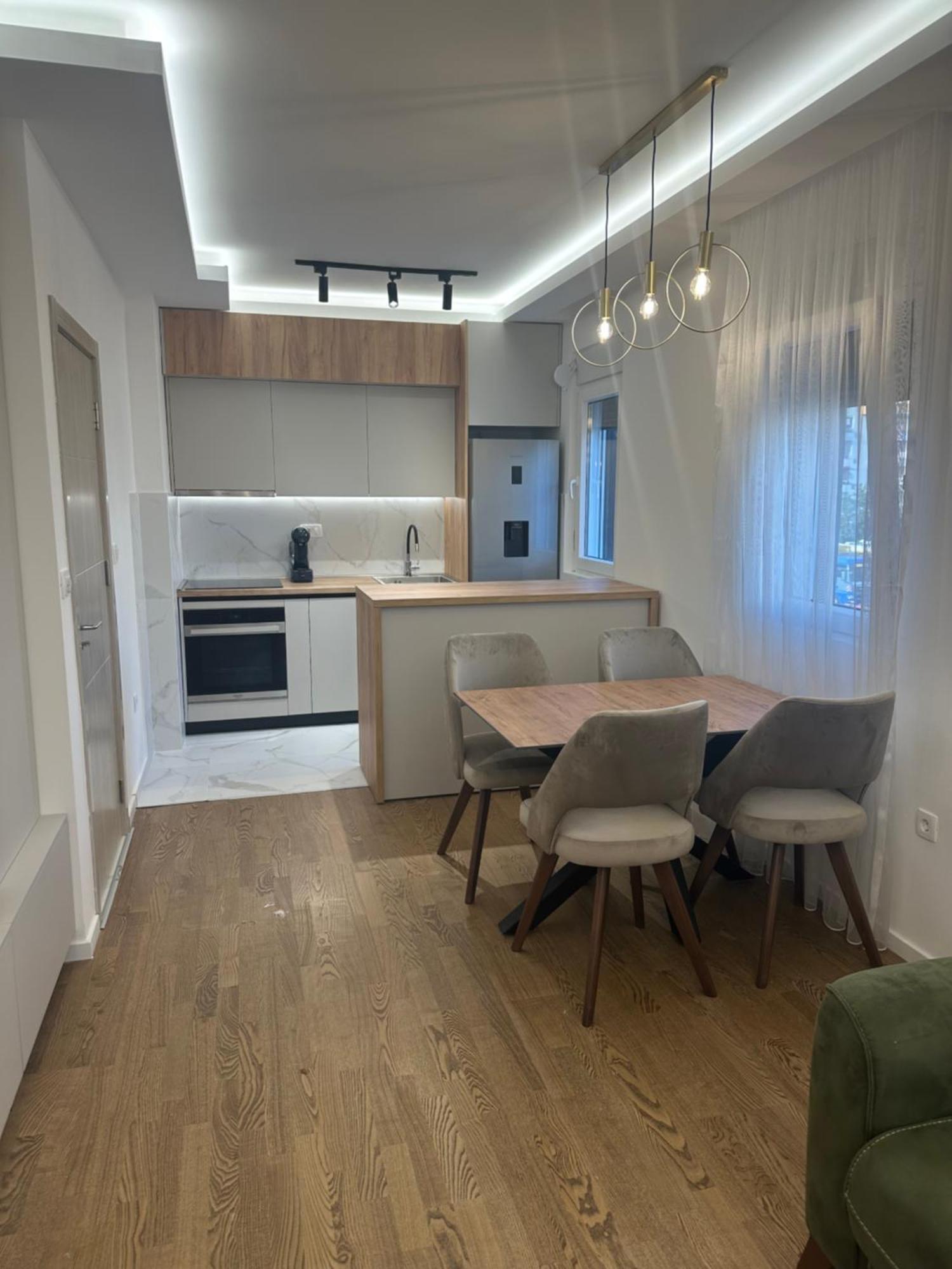 Luxury Apartments D&B Podgorica Eksteriør bilde