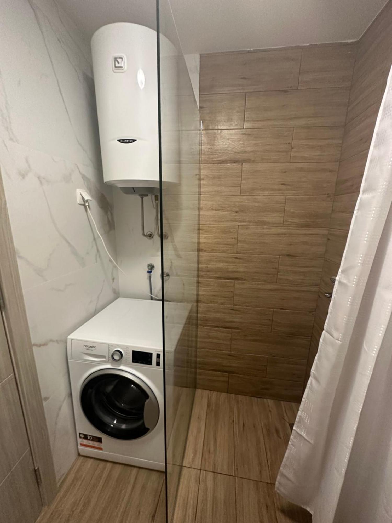 Luxury Apartments D&B Podgorica Eksteriør bilde